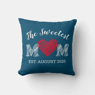 Throw Pillow for Mum with heart shape