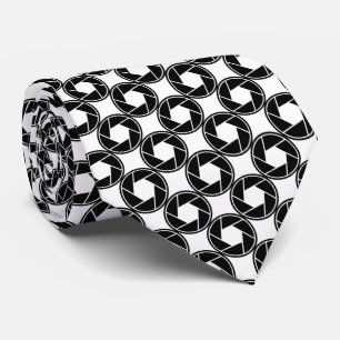 Tie/Aperture Lens Tie