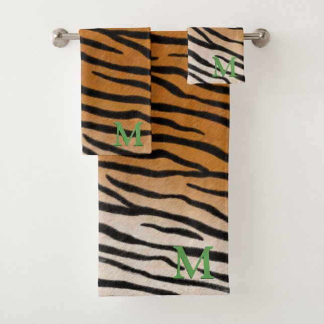 Tiger Fur Realistic Animal Print Green Monogram Bath Towel Set (Insitu)