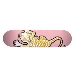 Tiger: Golden Skateboard