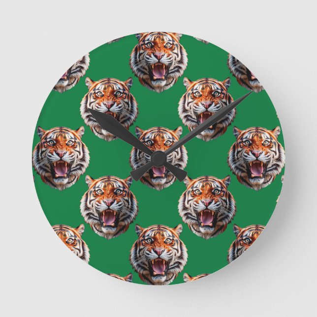 Tiger Head Pattern Design Green  Round Clock (Front)