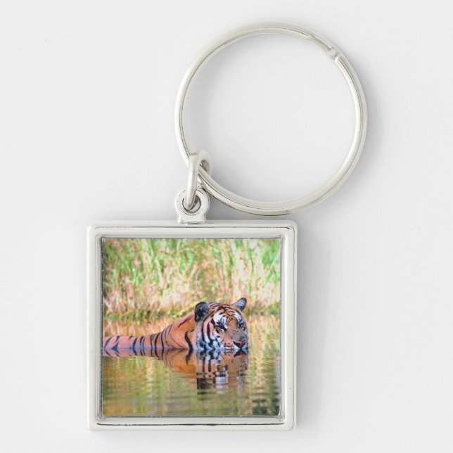 Tiger in lake key ring (Front)