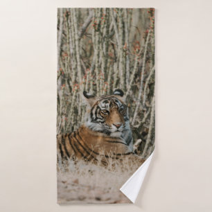 TIGER IN THE WILD RESTING BATH TOWEL