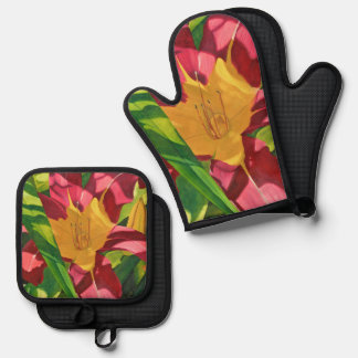 Tiger Lily Floral Oven Mitt & Pot Holder Set