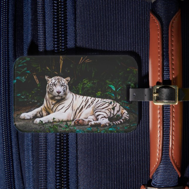 Tiger Luggage Tag (Front Insitu 4)