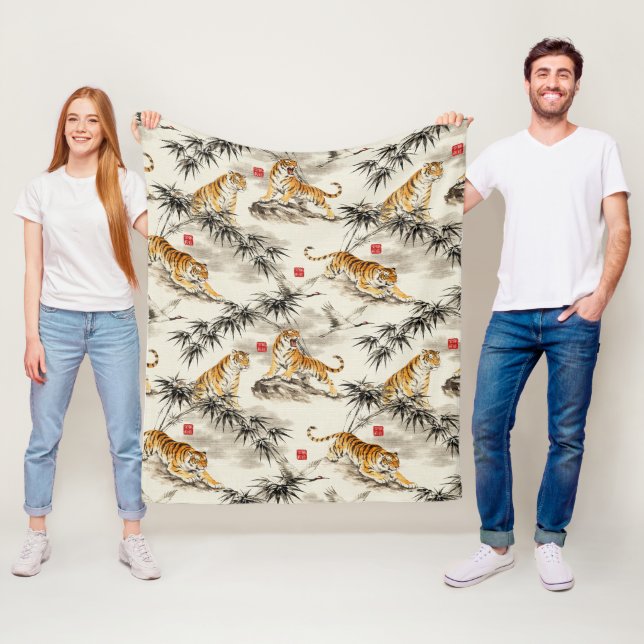 Tiger pattern fleece blanket (In Situ)
