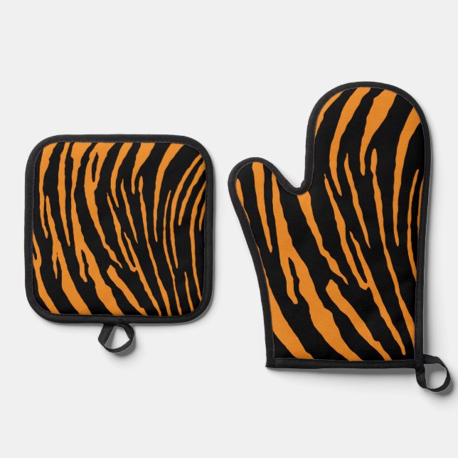 Tiger Stripes Oven Mitt & Pot Holder Set (Front)
