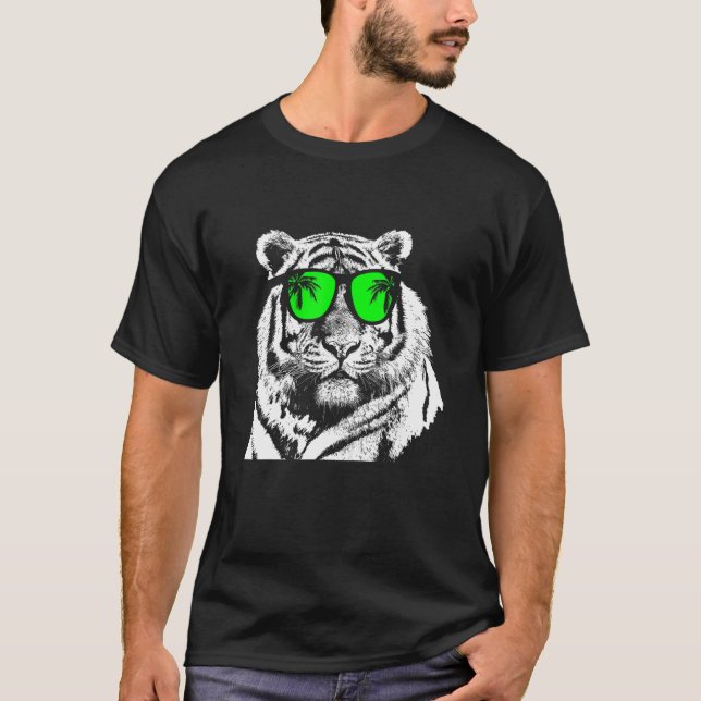 Tiger Sunglasses Music Uralub Tiger Love Animal Fa T-Shirt (Front)