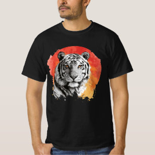 Tiger symbol of courage. T-Shirt