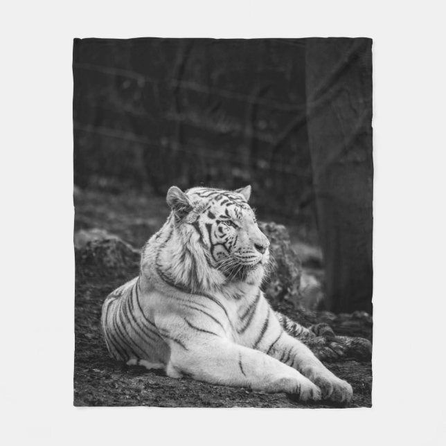 TIGER THINKING FLEECE BLANKET (Front)