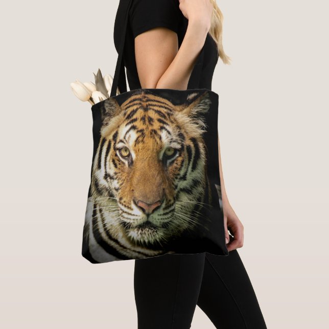 tiger tote bag (Close Up)