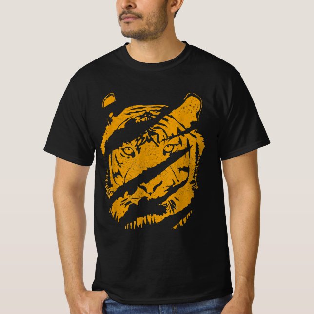 tiger wild cat claw chinese bengal animal gift T-Shirt (Front)
