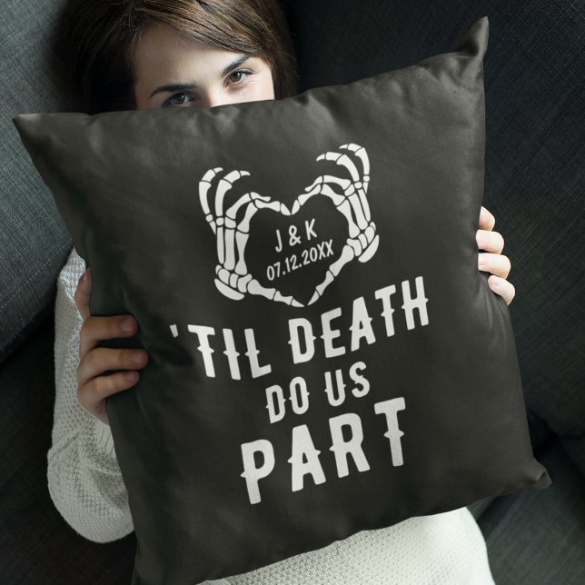 Til Death Do Us Part Newlyweds Initials Wedding Cushion (Til Death Do Us Part Newlyweds Initials Wedding Throw Pillow
)