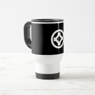 Tilted well frame in circle travel mug