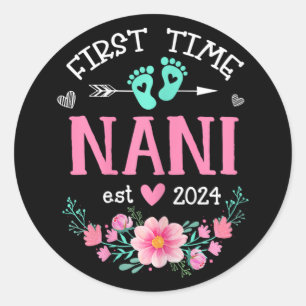 Time Nani Est 2024 Floral Pregnancy Announcement W Classic Round Sticker