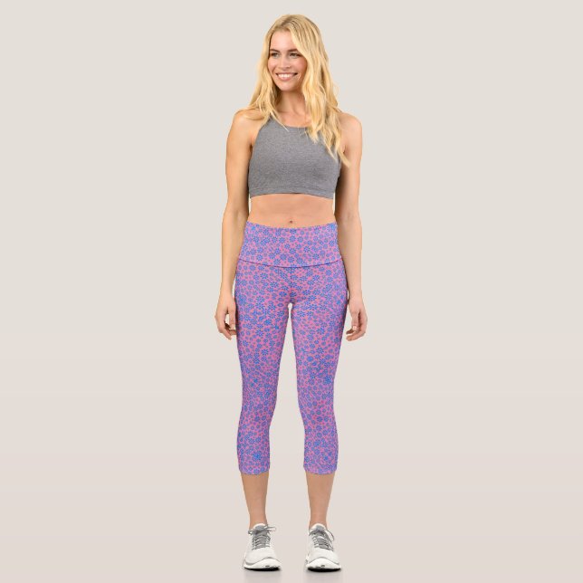 Tiny Flowers Pattern.Blue 02.b Pink BG Capri Leggings (Front)