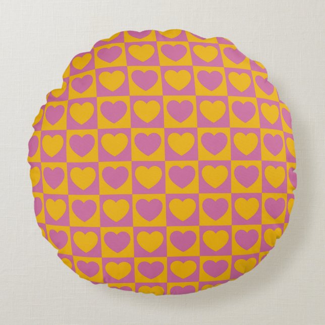 Tiny hearts chess grid seamless pattern. Cute litt Round Cushion (Front)