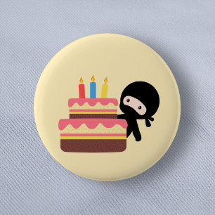 Tiny Ninja Behind Birthday Cake Yellow 6 Cm Round Badge