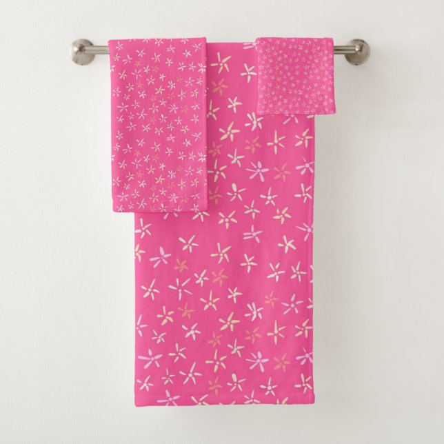 Tiny pink flowers bath towel set (Insitu)