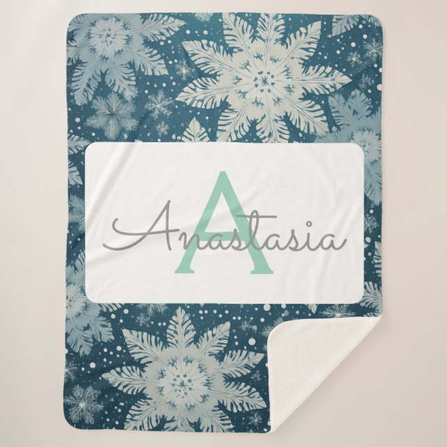 Tirrinia Snowflake Pattern with Monogram & Name Sherpa Blanket (Front)