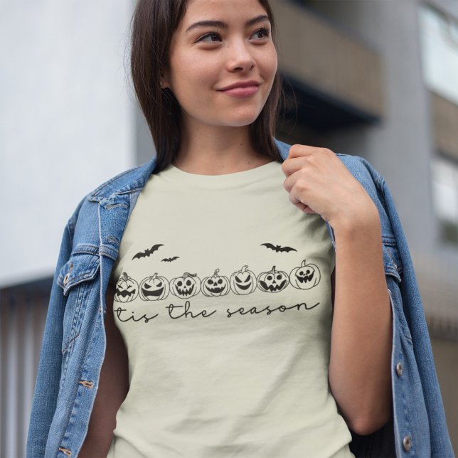 Tis The Season Spooky Halloween Bat Pumpkin T-Shirt (Creator Uploaded)