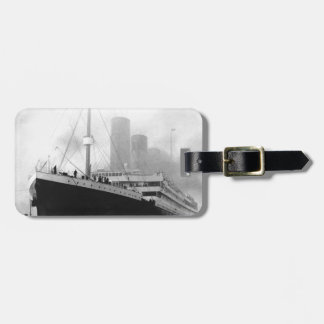 Titanic in dock in Southampton Luggage Tag
