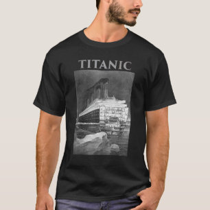 Titanic Sinking Hitting Iceberg Vintage Memorabil T-Shirt