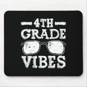 To School 4th Grade Vibes Mouse Pad