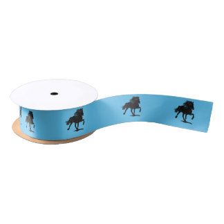 Tölenden Islandpferer Satin Ribbon