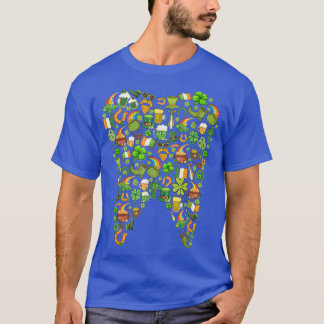 Tooth With Shamrocks Dental Assistant Happy St Pat T-Shirt