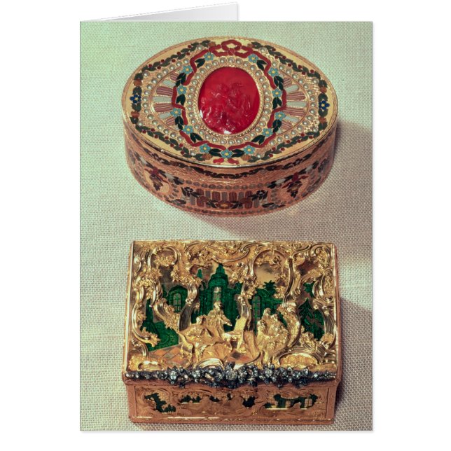 Top: Gold snuffbox inlaid with various stones (Front)