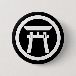 Torii in the middle wheel 6 cm round badge