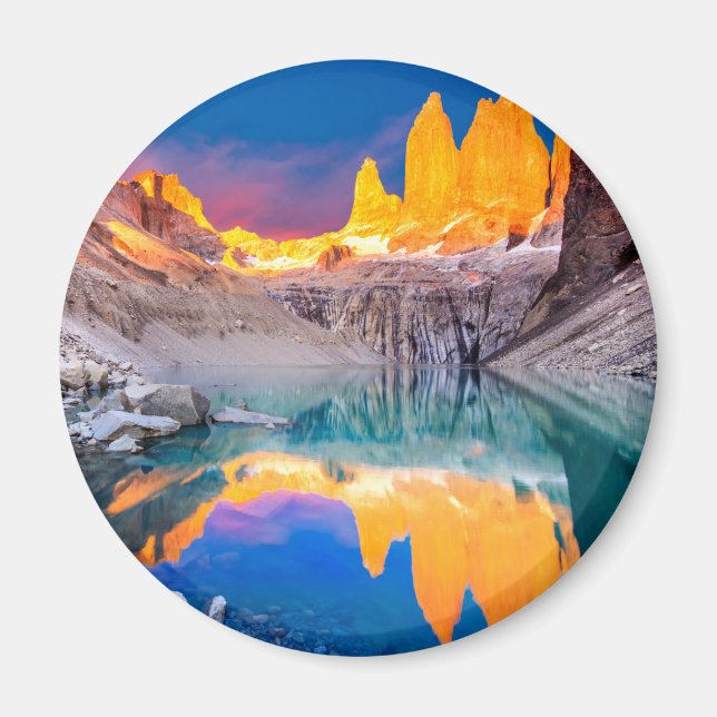 Torres del Paine, Patagonia Magnet (Front)