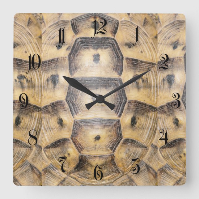Tortoise shell pattern square wall clock (Front)
