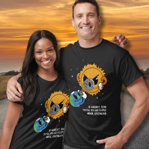 Total Solar Eclipse 2026 Greenland Photobomb T-Shirt