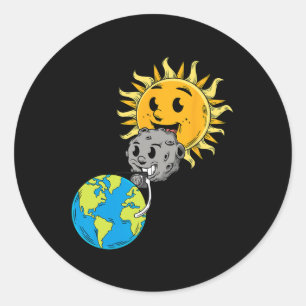 Total Solar Eclipse Earth Moon Sun Photobomb Lover Classic Round Sticker