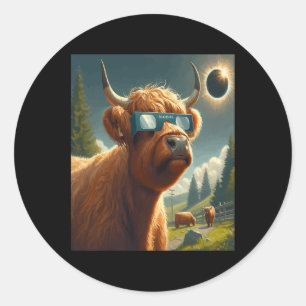 Total Solar Eclipse Highland Cow Wearing Sungles Classic Round Sticker