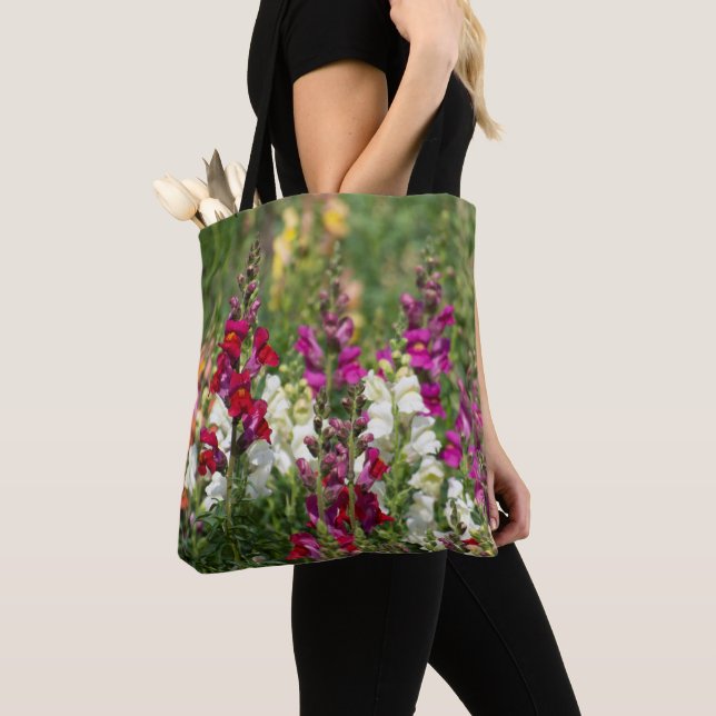 Tote not like every other bag (Close Up)