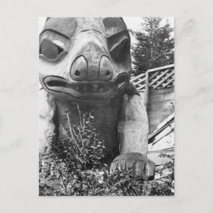 Totem Grave, 1916 Postcard