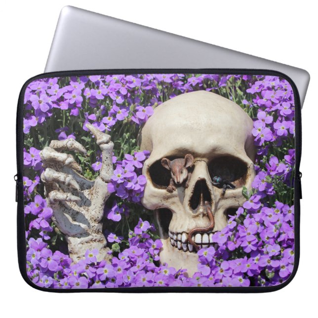 Totenkopf - Gothic / Gerätehülle Laptop Sleeve (Front)