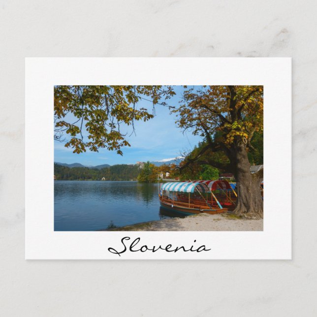 Tourist boats in Lake Bled in autumn Postcard (Front)