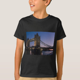 Tower Bridge London England Water Night City T-Shirt