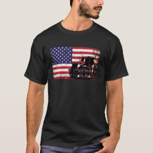 Tractor American Flag Patriotic Vintage Farming T-Shirt
