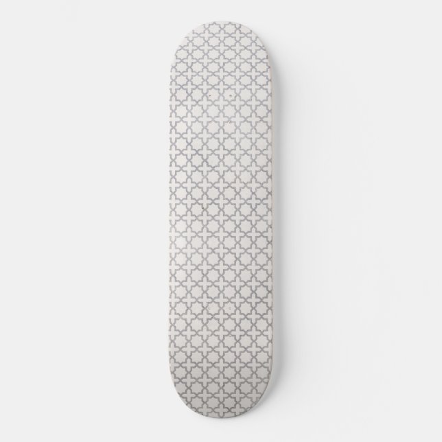 Traditional Arabesque Tile Artwork Skateboard (Front)