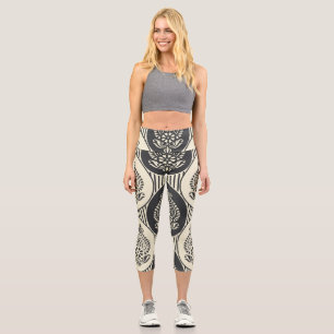 Traditional Asian damask, seamless pattern Capri Leggings