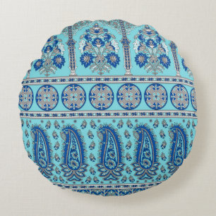 Traditional Asian paisley border design Round Cushion