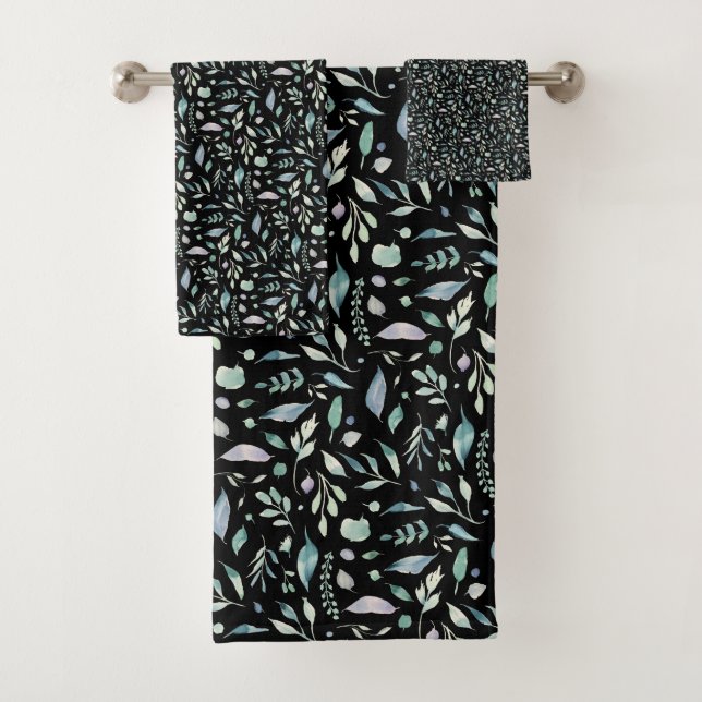 Traditional Botanical Leaf Pattern Blues on White Bath Towel Set (Insitu)
