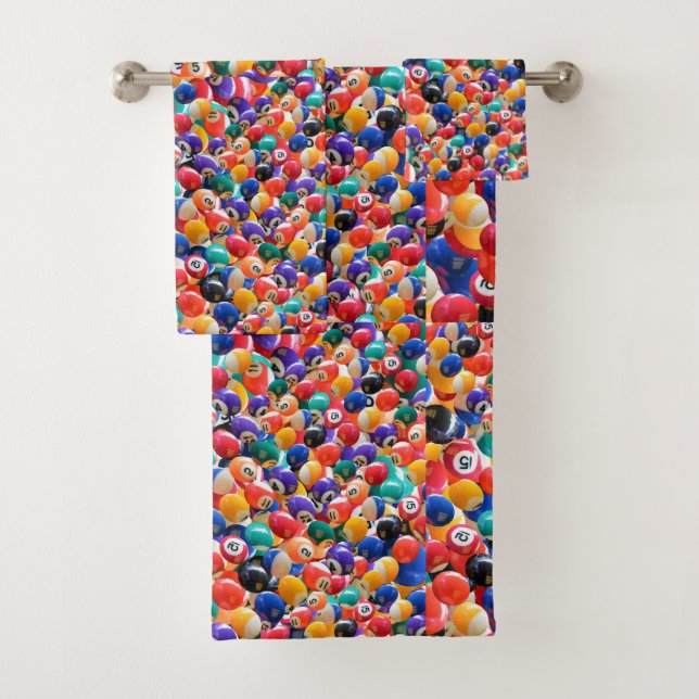 Traditional Eightball Colours Bath Towel Set (Insitu)