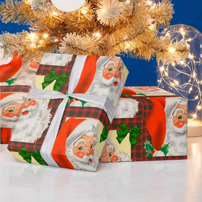 Traditional Old-Fashioned Vintage Santa Christmas Wrapping Paper (Creator Uploaded)
