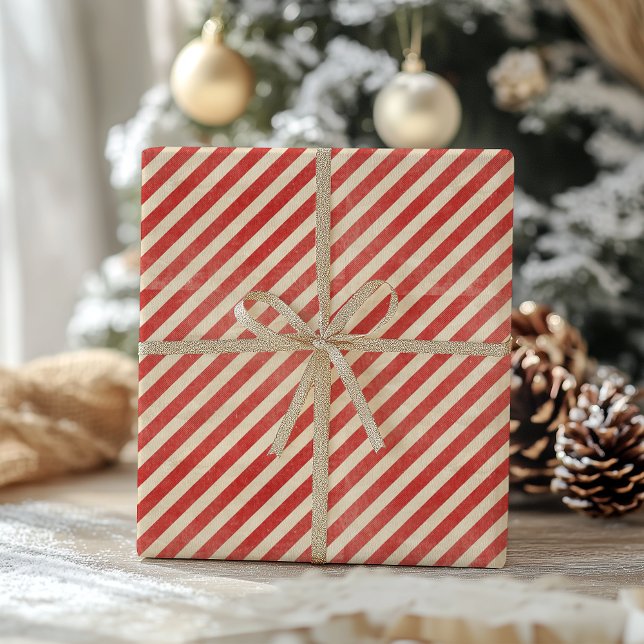 Traditional Vintage Red Christmas Wrapping Paper (Creator Uploaded)